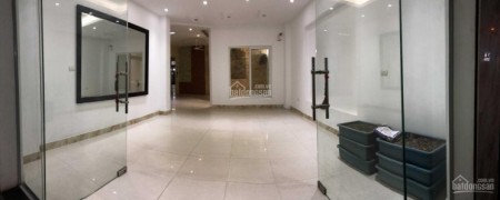 Mặt bằng kinh doanh chính chủ mặt đường Giải Phóng