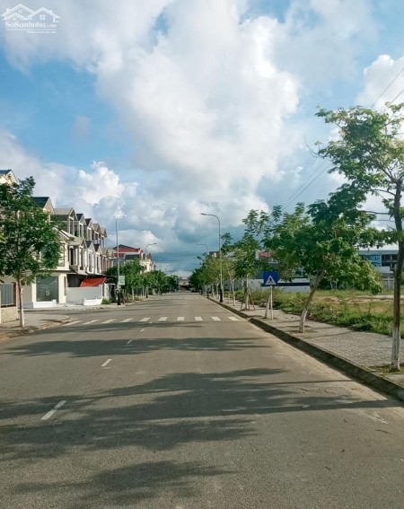 Cuối Năm Mua Nhà - Nhận Quà Liền Tay, Nhà Thô Huế Green Mái Thái 1,X Tỷ
