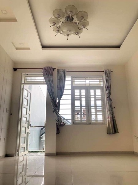 Bán nhà mặt phố Hà Huy Giáp phường thạnh xuân, quân 12 gấp: HCM: 0832123112