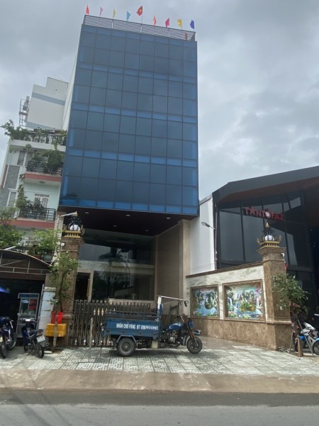 Bán tòa văn phòng MT đường Tây Hòa Quận 9. DT 9x25m, hầm + 6 tầng, 1000m2 sàn, giá tốt 40 tỷ