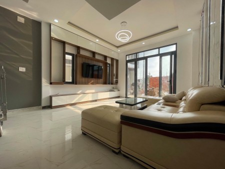 Bán gấp căn nhà mới xây lấy tiền làm ăn cuối năm, SHR, sang tên nhanh gọn
