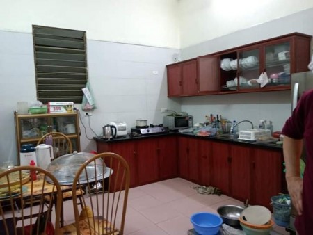 Bán nhà HXH Nguyễn Oanh 30m2 3 tầng chỉ 3.3 tỷ