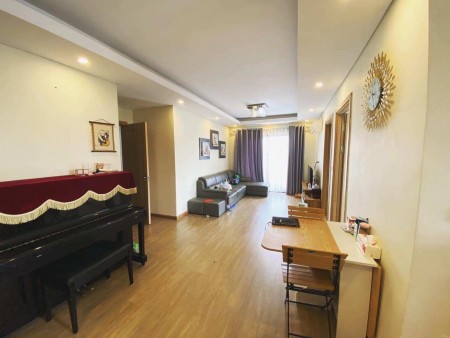 Bán căn hộ Happy Star Tower Giang Biên, Long Biên, căn góc, S: 77 m2 giá 1,9 tỷ LH 0366735565
