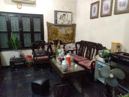 Nóng,1 Nhà Ra Phố Trần Duy Hung-Hiếm Nhà Bán-Ngõ Rộng Thông Tứ Tung DT:54m Giá Bán 5,7 Tỷ.
