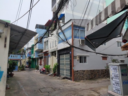 Bán gấp nhà Gần Chợ Bà Chiểu TT Bình Thạnh 48m2 Nhỉnh 4 Tỷ.