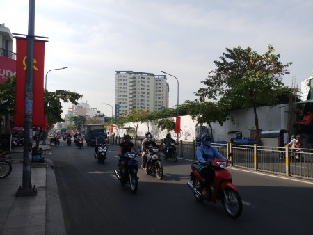 Tòa nhà Luỹ Bán Bích, Tân Phú, DT 16x35m (nở hậu 20m ). Gồm 2 Hầm, trệt, lửng, 8 lầu. Giá 135 Tỷ