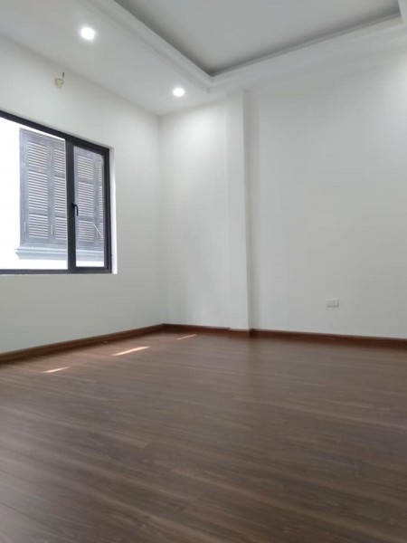 Bán nhà phân lô ngõ 165 Thái Hà - 2 mặt ngõ,dt 67m2, 4 tầng, mt 6.4m, 10 tỷ