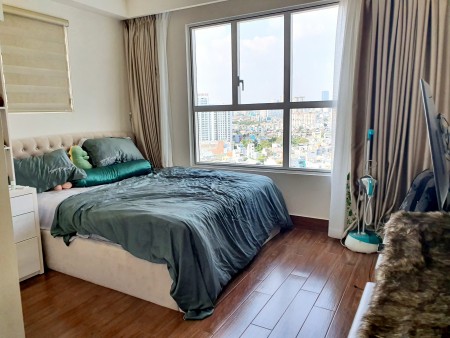 Cho thuê căn hộ Sunrise City View, Nguyễn Hữu Thọ, Quận 7. Căn hộ trang bị đầy đủ nội thất. Nhà đẹp view thoáng mát. Diện tích 110m2.