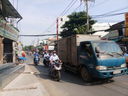 Cặp mặt tiền đường Bình Long, Tân Phú, DT 8mx24.2m, vuông vức. Cấp 4, gần ngã tư 4 Xã. Giá 26 tỷ