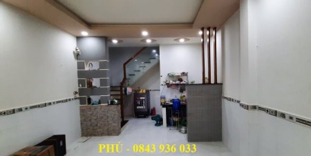 Bán gấp nhà đường Bà Hạt, Quận 10, 2 tấm, đúc thật nguyên căn, giá 5.65 tỷ.