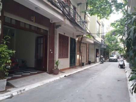 SIÊU HIẾM, nhỉnh 6 tỷ có nhà Quỳnh Mai 56m2x4T, Ô TÔ ĐỖ, VỈA HÈ