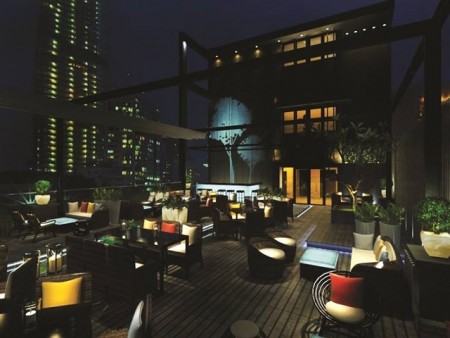 Bán nhà mặt tiền Trường Chinh, 60 x 40m, thổ cư 2400m2, xây đến 30 tầng, giá mới