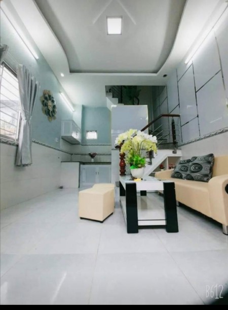 CMT8 25m2 - 3.65 tỷ - Bán Nhà Quận 10 Giả Rẻ