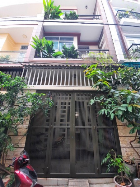 Bán nhà 1 trệt 2 lầu đường 30 Linh Đông quận Thủ Đức giao nhau đại lộ Phạm Văn Đồng