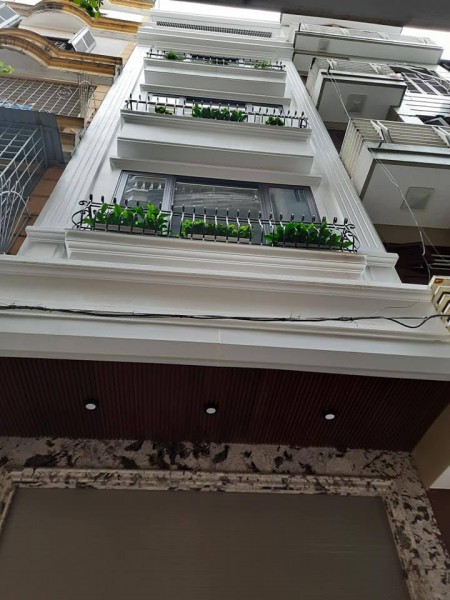Phân Lô Ô Tô Đỗ Cửa 43m2 Cầu Giấy Quận Chỉ 5.8 tỷ
