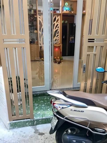 Cần bán nhà Trần Quốc Thảo, Phường 7, Quận 3, giá 3 tỷ.
