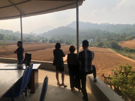 Đi đến slide 2