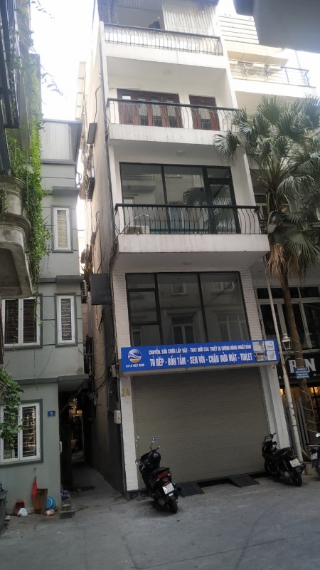 Hoa Hậu phố Trần Quốc Hoàn , Nhà đẹp , Gara , PL ô bàn cờ , 2 mặt tiền 7.4 tỷ