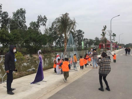Đi đến slide 4