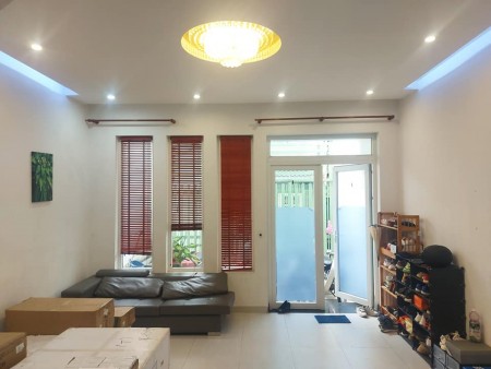 Nhà 62m2 Lê Trọng Tấn, giá chỉ 4,2 tỷ. tặng nội thất còn mới