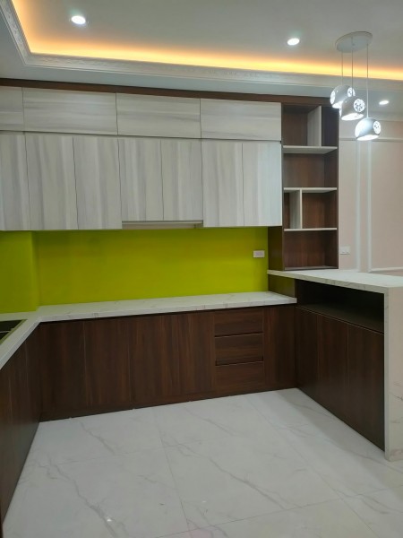 Bán nhà Lê Trọng Tấn,Thanh Xuân 54m 7T 9.3 tỷ,kinh doanh văn phòng,thang máy