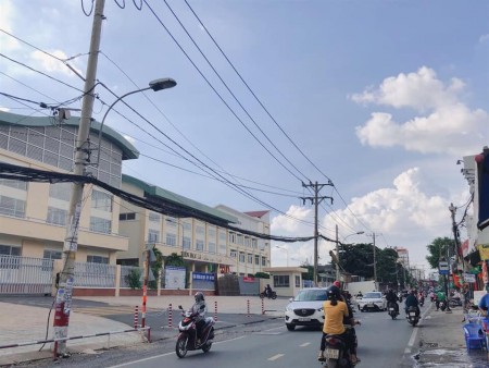 Cho thuê mb sầm uất nhất q9 mặt tiền Đỗ Xuân Hợp