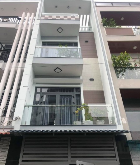 Chỉ 7.8 tỷ có nhà 4.4x15 3 lầu Lý Thường Kiệt, P9, Tân Bình.