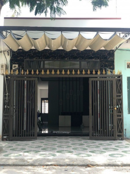 Nhà Cấp 4 68m2, SHR, Xuân Thới Sơn Hóc Môn 300tr
