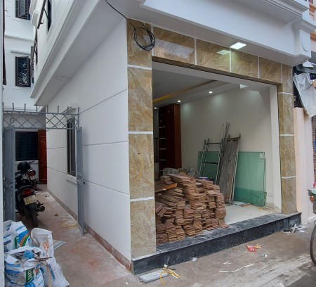 Bán nhà 5 tầng kinh doanh siêu hot ở Quang Tiến- Đại Mỗ, diện tích 30m2, đường rộng thông thoáng.Lh 0984672007
