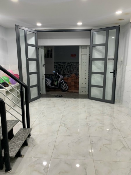 Nhà mặt tiền, ôtô tránh. Gần Trường Tiểu Học Lê Lợi. 2,9 tỷ