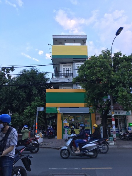 Nhà Mặt Tiền Đường Lũy Bán Bích. DT: 4.2 x 18 - Nhà 3 lầu tiện kd