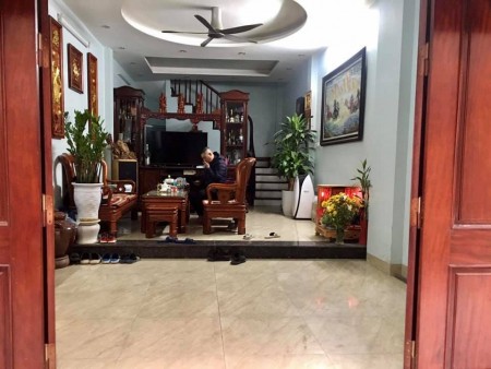 KD, ô tô, lô góc, nhà mới Hoàng Mai, dt 50m 5 tầng nhỉnh 4 tỷ