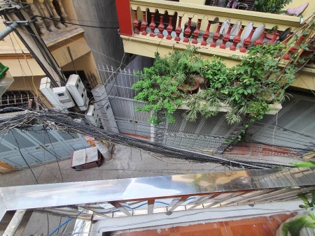 BÁN NHÀ HOÀNG QUỐC VIỆT 39M2 GIÁ 4.5 TỶ