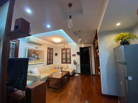 Bán gấp Biệt Thự khu ĐT Việt Hưng, 200m2, 4 tầng, mt 11m, an sinh tốt, nội thất đẹp, tặng full, 17.5 tỷ.
