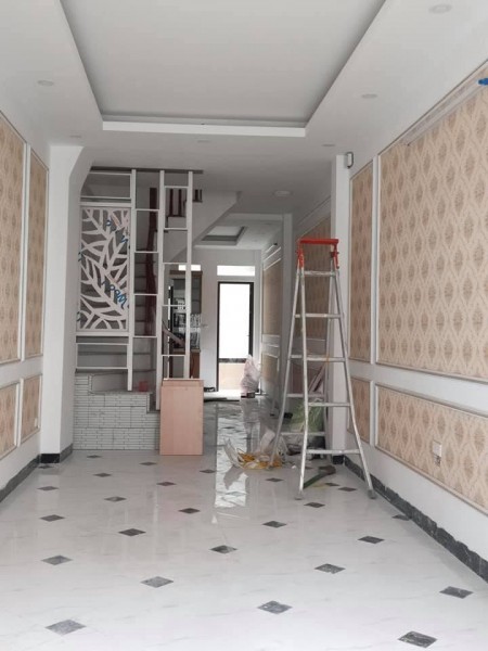 BÁN NHÀ TRIỀU KHÚC 36m 5 tầng nhỉnh 2 tỷ