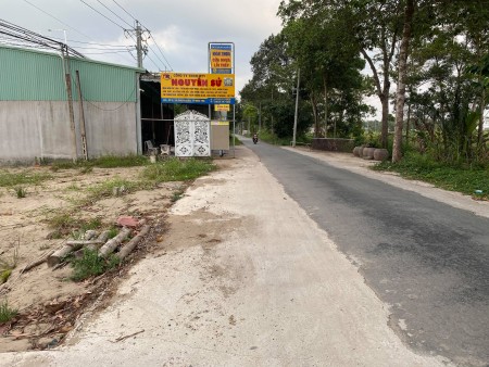 Đất nền đẹp. gần khu dân cư, tỉnh lộ 887