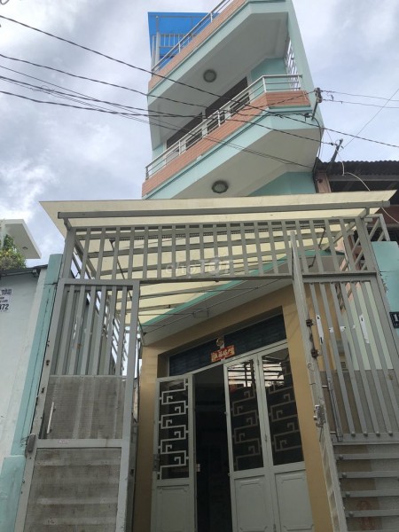 Cho thuê nhà NC 3,3x13 1 trệt 3 lầu HXH tại 12/1 Lê Tung P13 Q11 giá 13tr/th