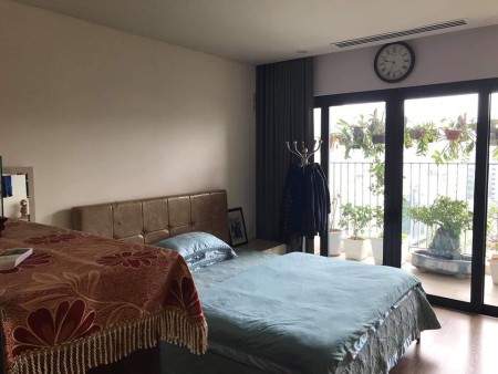 Cần bán gấp khu Phân lô Nguyên Hồng giá 9 tỷ, dt 45mx4T, Ôto đỗ