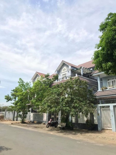 Bán nhà chinh chủ Khu biệt thự cao cấp Khang An, Quận 9, 242m2, nhỉnh 9tỷ700 (TL).