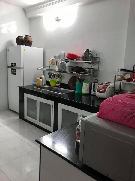 Bán nhà Quận 10, đường Cách mạng tháng 8, 47m2, 4 tầng, giá chỉ 4 tỷ 95 !!!