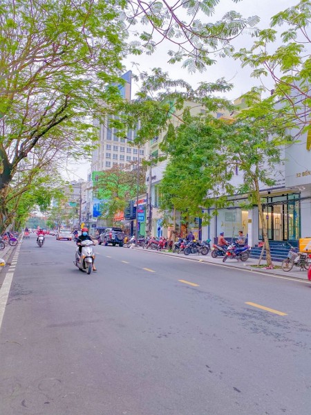 BÁN ĐẤT MẶT TIỀN KINH DOANH GẦN NGÃ 6 - VỊ TRÍ ĐẮC ĐỊA BẬC NHẤT THÀNH PHỐ HUẾ.