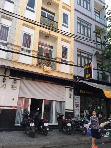 Bán Nhà HXH Bùi Đình Túy, Bình Thạnh, DT 70M2 3 Tầng, Giá 6.7 tỷ