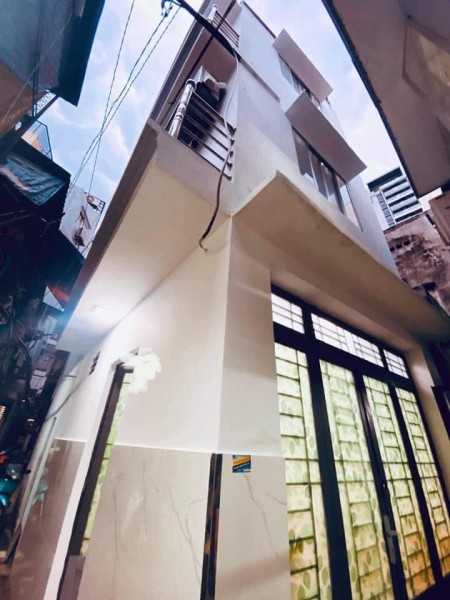 BÁN GẤP NHÀ NGUYỄN VĂN CỪ 12m2 (3X4), 4 TẦNG GIÁ CHỈ 2.5 TỶ, DTSD 48m2, GẦN TRƯỜNG ĐH