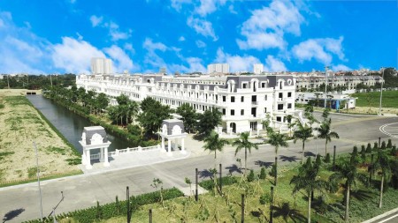 Đi đến slide 2