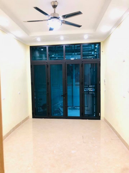 LÔ GÓC NGÕ THÔNG KINH DOANH 426 ĐƯỜNG LÁNG
