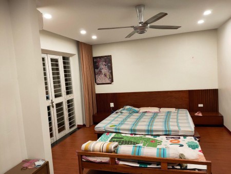 Cần bán gấp NV12-12X khu đô thị Lideco