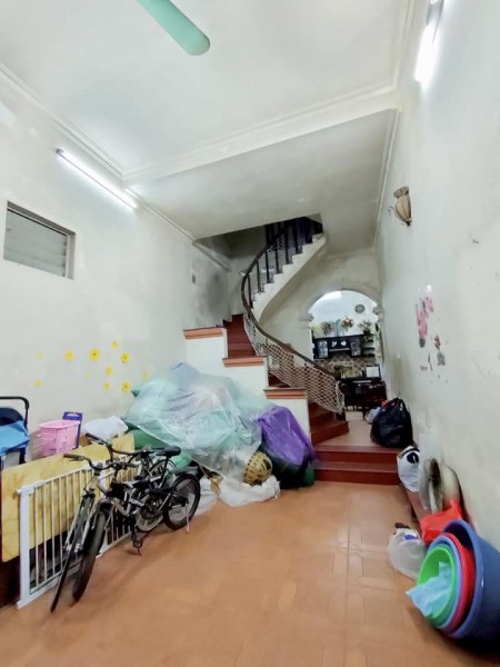 Chả phải nói gì nhiều 45m2 Minh Khai ngõ thông nhỉnh tỷ quá hiếm