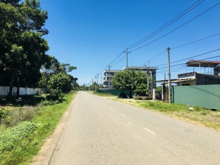 Bán đất trung tâm Hồ Tràm, Xuyên Mộc, DT 222m2, giá 3.39 tỷ, SHR, LH 091.333.0147