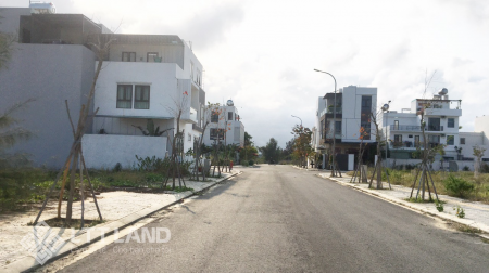 Đi đến slide 2