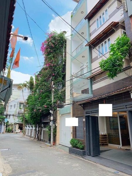 Cần bán nhà Đường Trường Chinh, Phường 14, Quận Tân Bình, DT 8mx10m